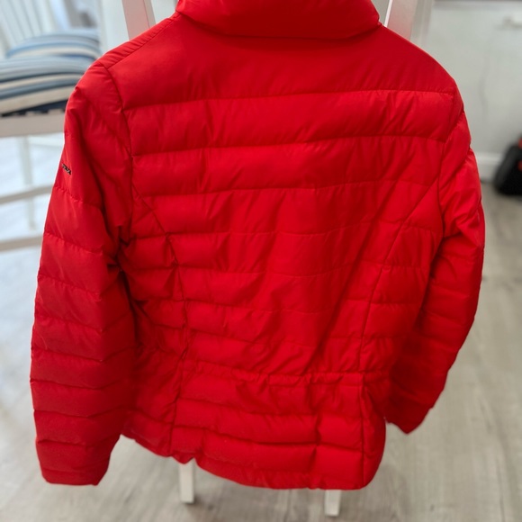 Ralph Lauren red puffer - great for fall or winter, soft, warm and super sleek. - Picture 5 of 5